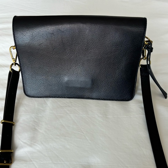 Madewell The Flap Convertible Crossbody Bag in black - Picture 1 of 4